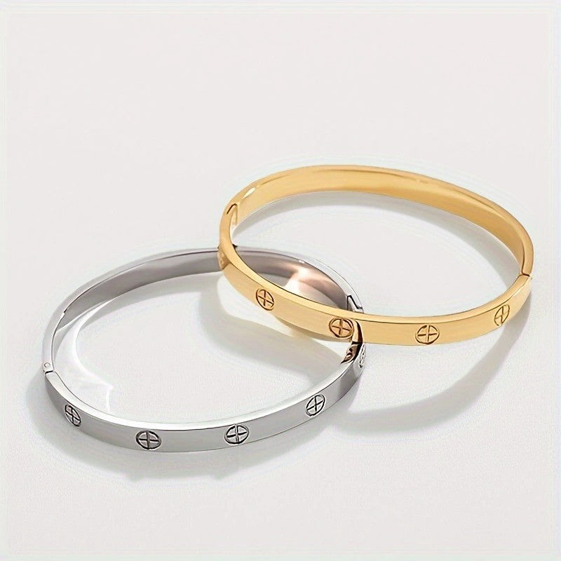 Luxe Cross Bangle