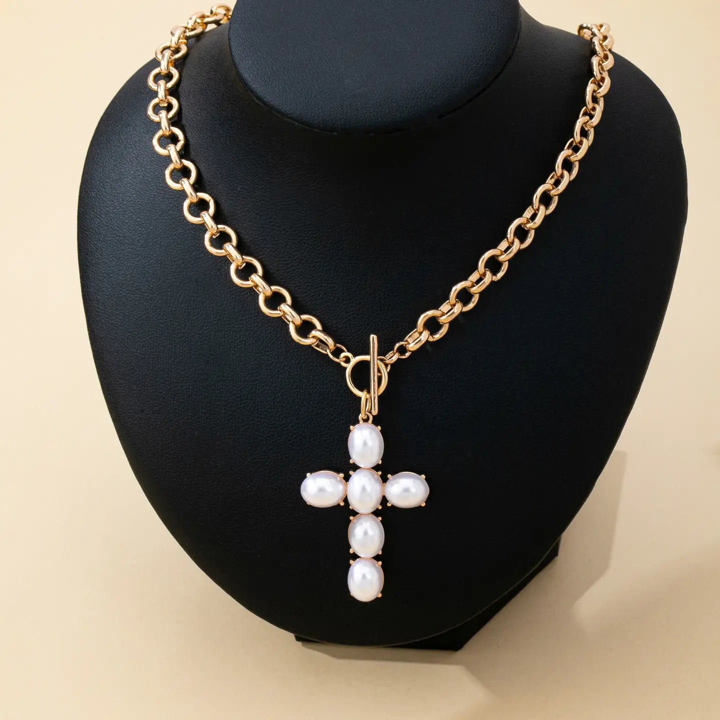 Chunky Pearl Chain Necklace